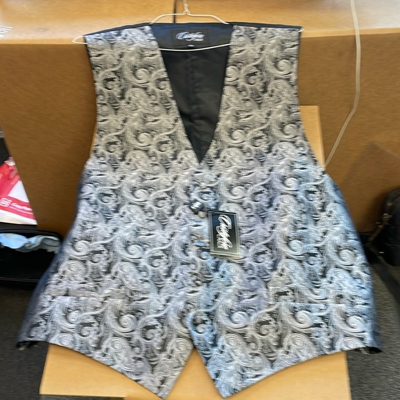Cardi Silver/black paisley vest 100% silk size xxl nwt